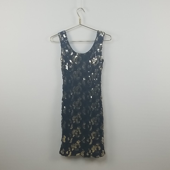 L.A. Glo Dresses & Skirts - L.A. Glo vintage gold and black sequins dress